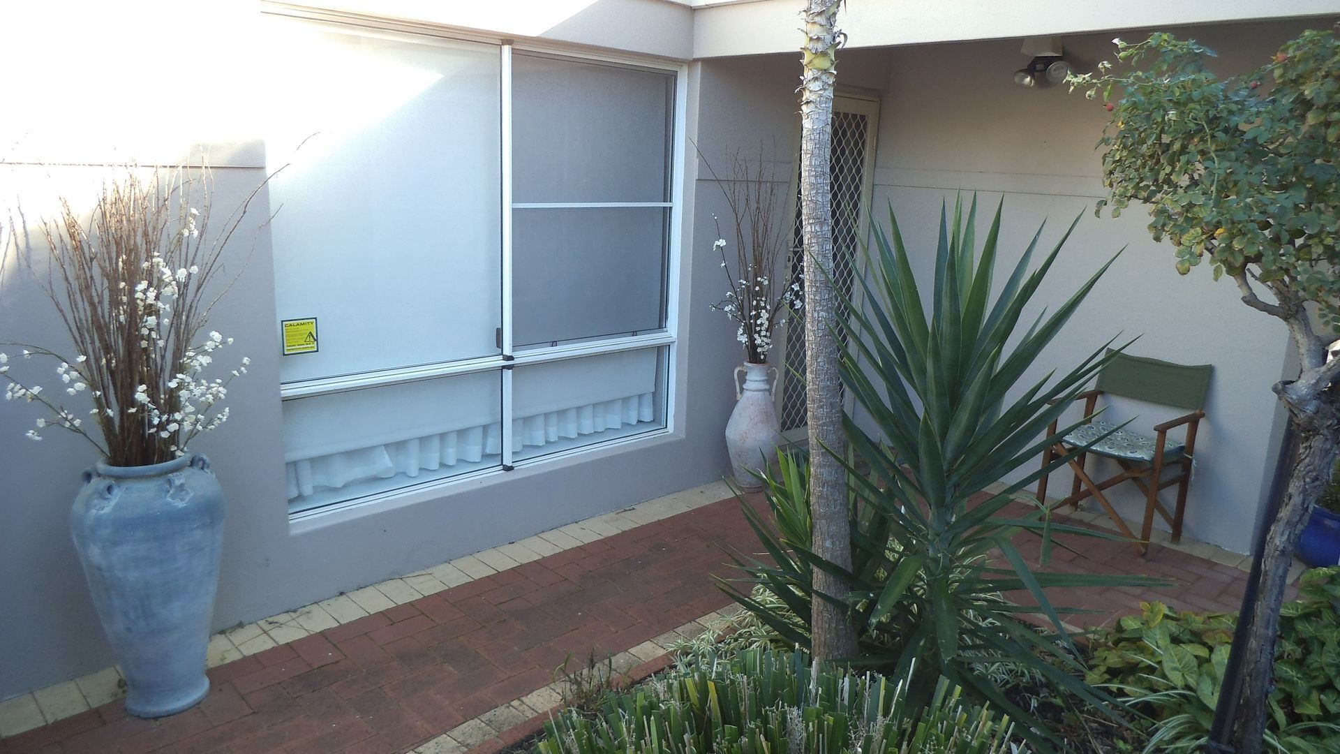 Cottage by the ocean Scarborough — image 20