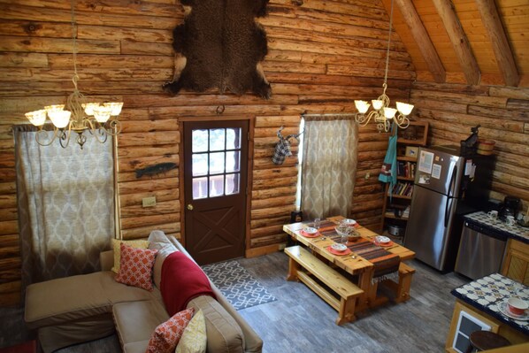 TV - Hidden Valley Heaven - Upper Valley - WiFi - Satellite - Washer/Dryer - Wood Sto (Red River)