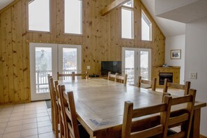 Dining - Large Group Space Slopeside at Winterplace Ski Resort (Ghent)