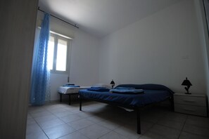 2 bedrooms, iron/ironing board, travel cot, free WiFi - Villa San Lorenzo - Marzamemi (Noto)