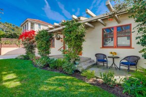 Terrace/patio - Bettes Beach House - Walk to Windansea Beach (La Jolla)