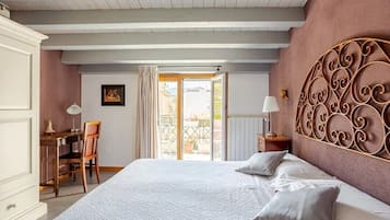 5 camere, ferro/asse da stiro, culla da viaggio, Wi-Fi gratuito