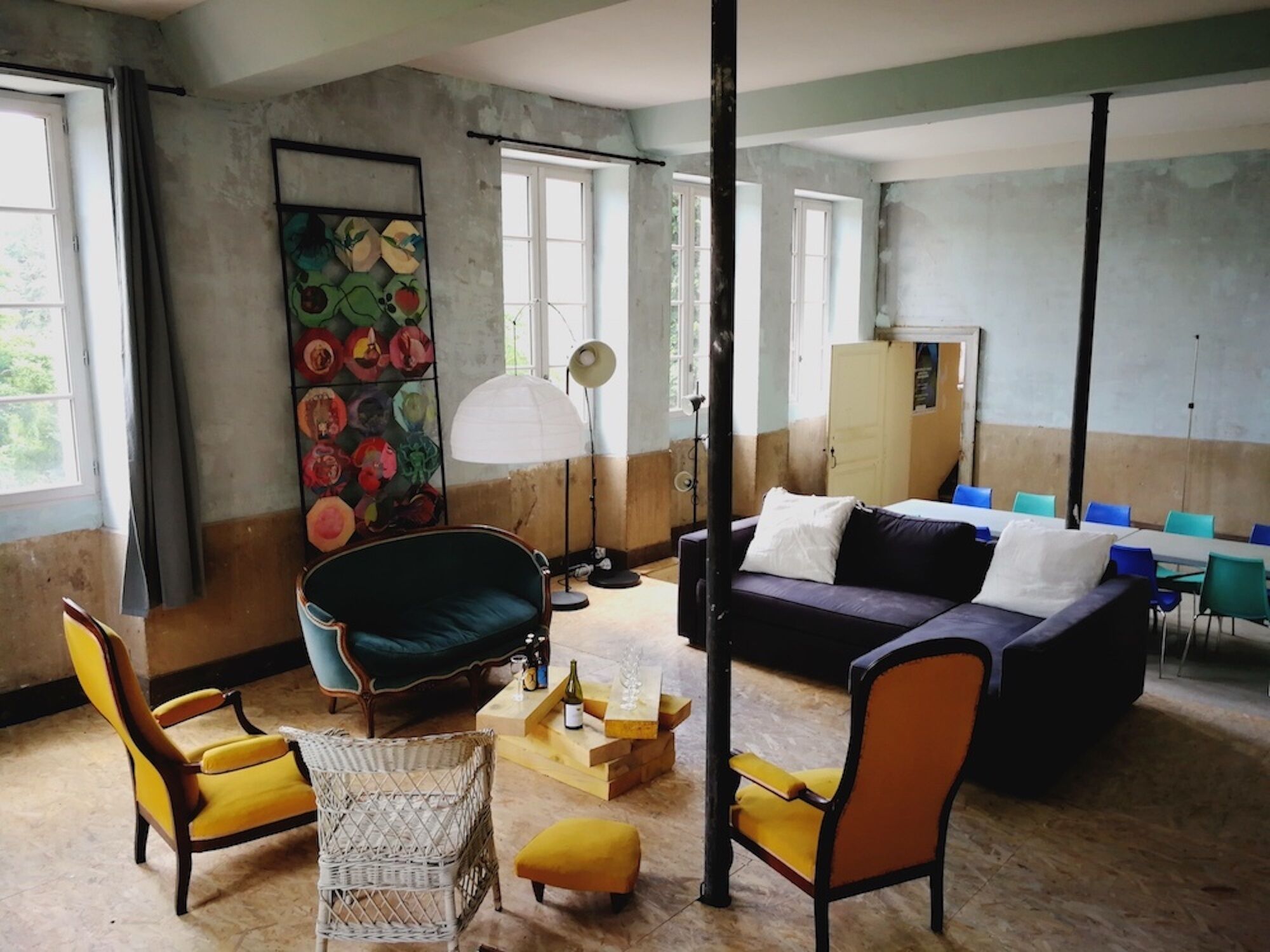 "the School" with a unique view of the Garden and the Chateau