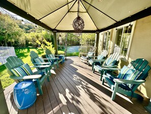 Terrace/patio - Wine Country Getaway With Pool, Hot Tub, Garden, Views, Location! (Glen Ellen)