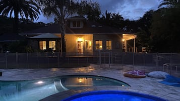 Piscine extérieure
