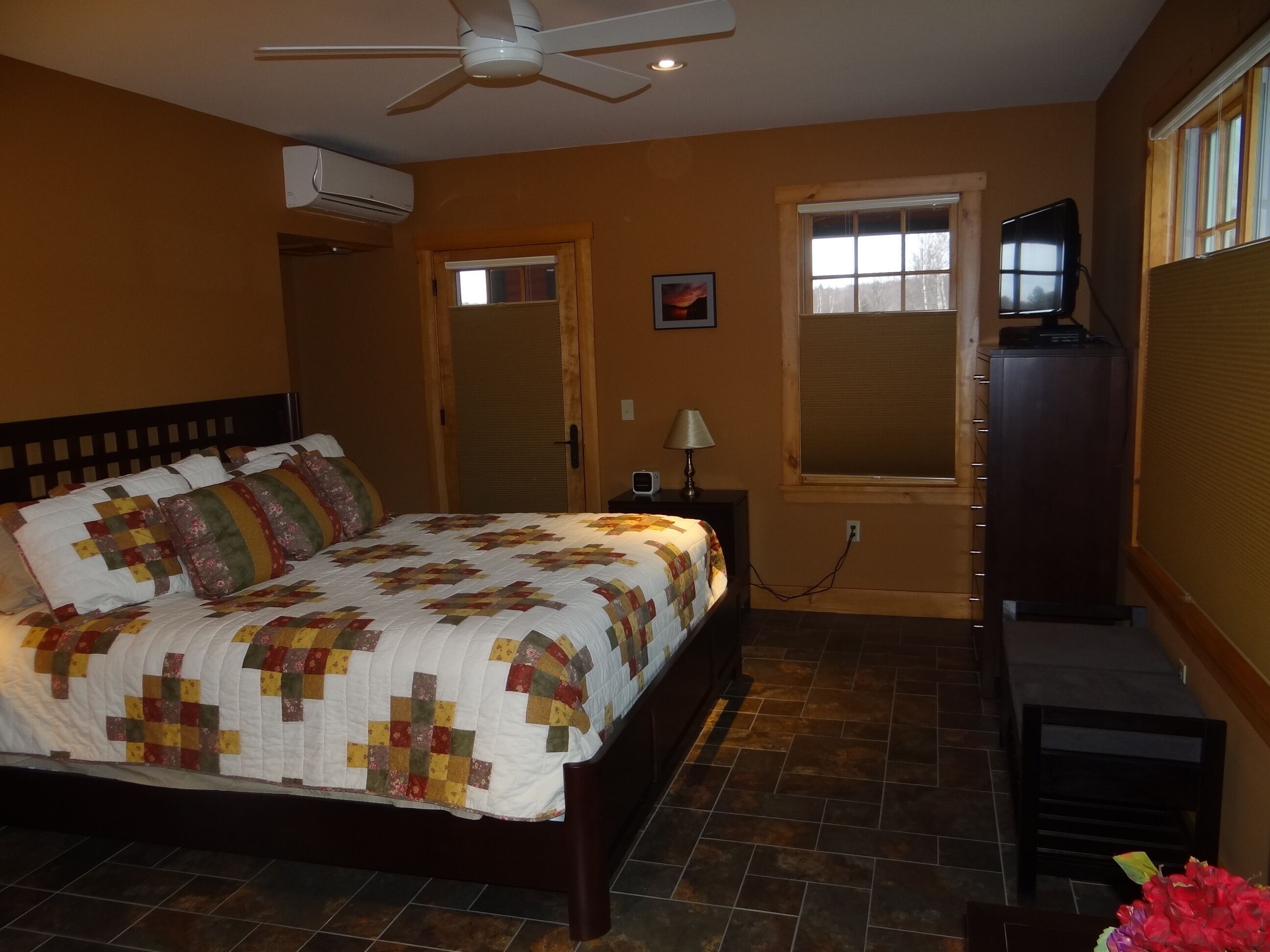 Luxurious Entire Vermont Farmhouse On A Working Farm