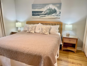 3 bedrooms, desk, iron/ironing board, free WiFi
