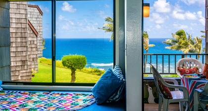 Top floor with oceanfront views, beach gear, private lanai, pool
