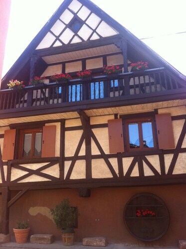 Beautiful half-timbered house from 1602