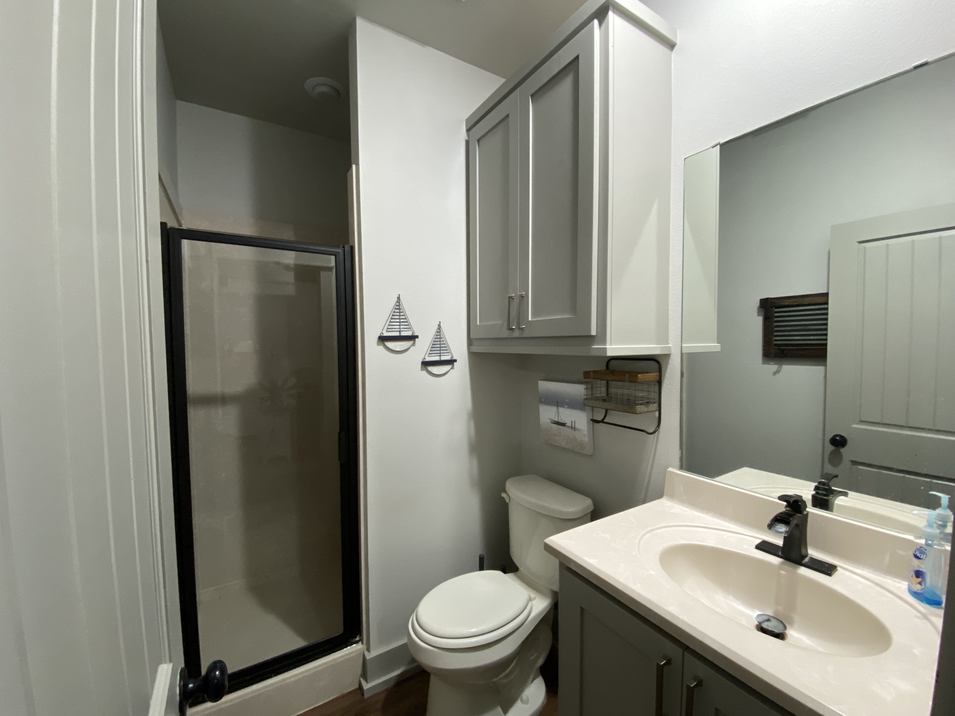 Custom Barndominium Perfect For Romantic Getaways, Lake or Family Vacations