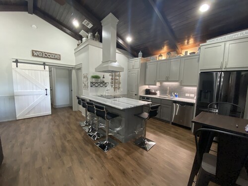 Custom Barndominium Perfect For Romantic Getaways, Lake or Family Vacations