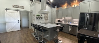 Custom Barndominium Perfect For Romantic Getaways, Lake or Family Vacations
