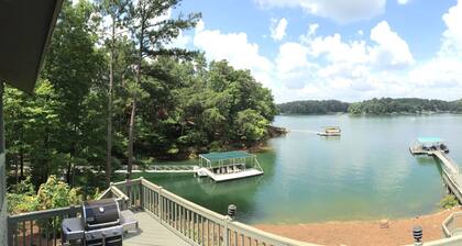 Lakeside Luxury: Experience Tranquility in Our Remodeled Lake House Rental