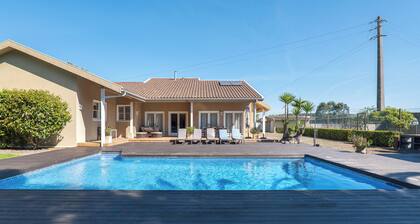 Luxury villa with pool close to the beach
