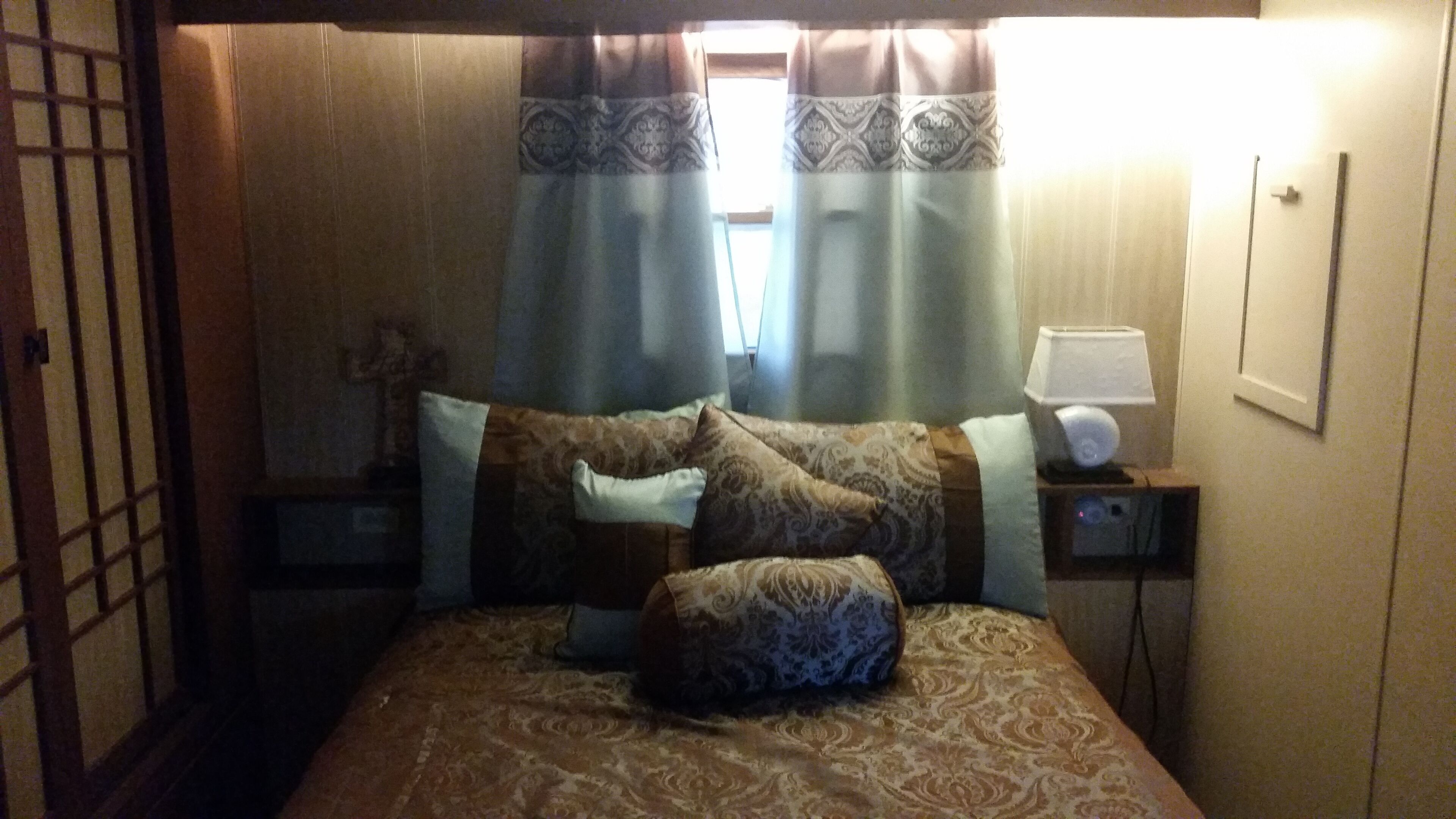 $99/night, Great View for Relaxation, Meals are wonderful outdoors on the deck.