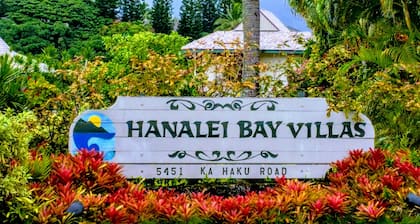 Villa in Paradise !Mountain Views, Ocean and golf course just steps away