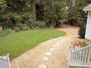 المنطقة المحيطة بالمنشأة