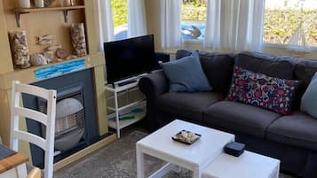 Fernseher, Tischtennisplatte