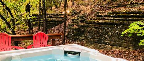 Tina de hidromasaje al aire libre