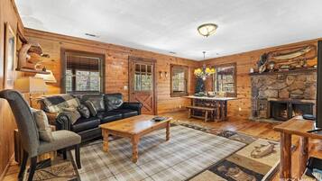 TV, fireplace, DVD player