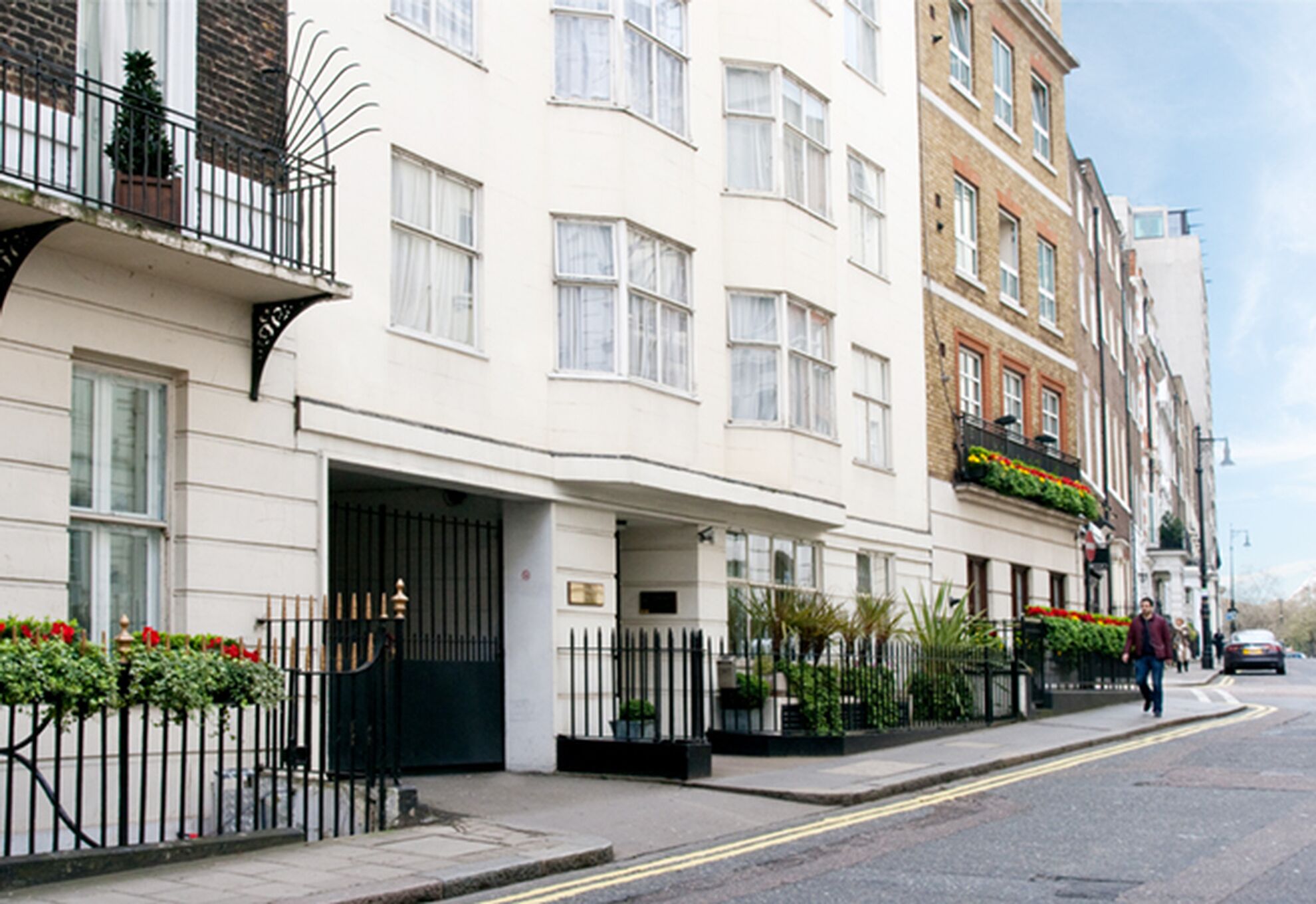 Mayfair Serviced 2 bedroom Apartments - Ideal for Families