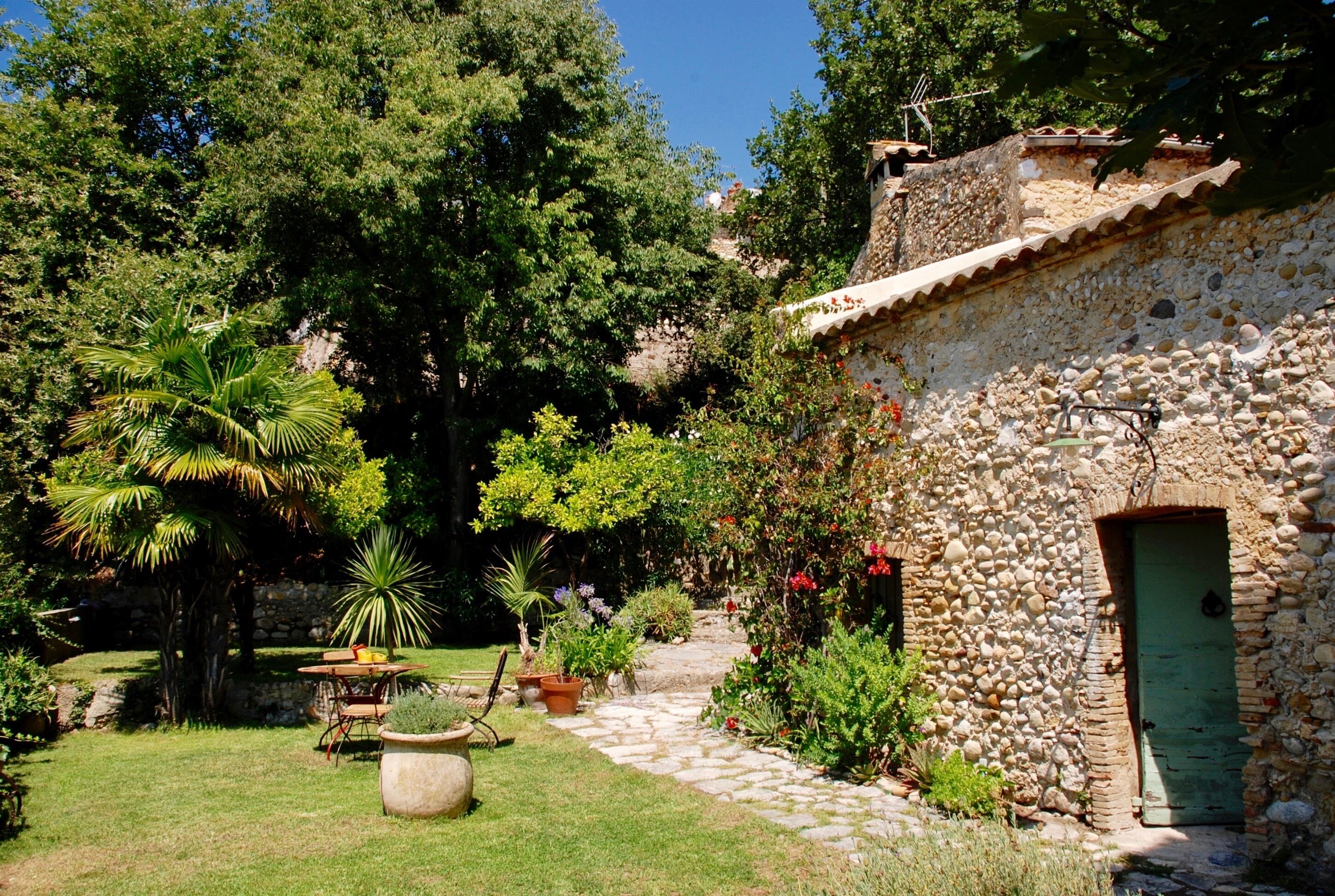 Mediterranean garden 
