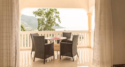 Apartment Horizon Beau Vallon
