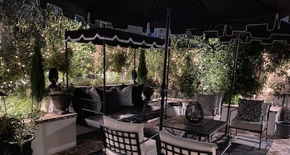 BELMONT SHORE - GUEST FAVORITE - PRIVATE YARD + GARAGE
NEW DATES JUST OPENED UP