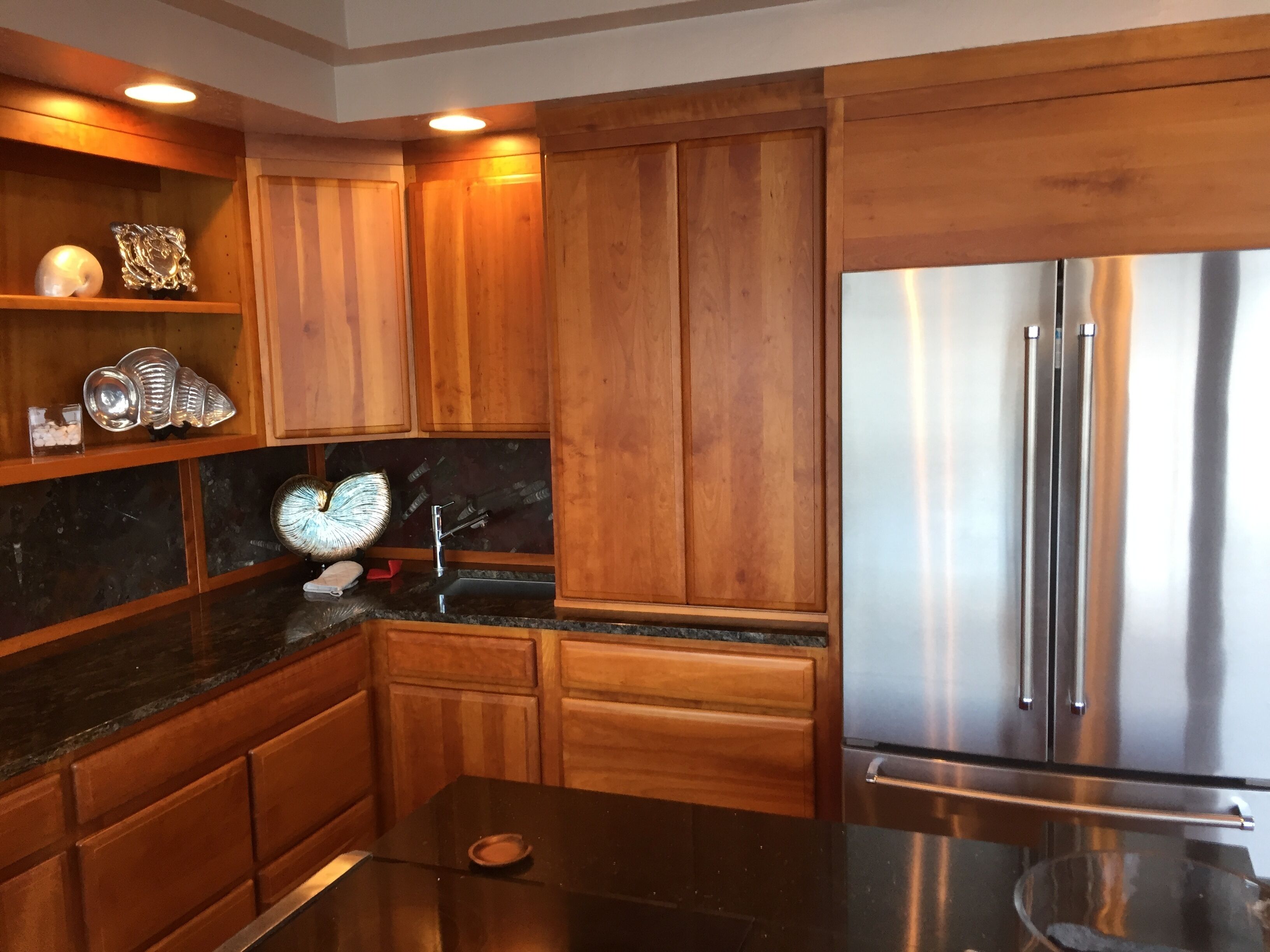 Beach living! Rest, relax, and rejuvenate on Hood Canal's most desireable coast