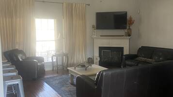 TV, fireplace, video games, stereo