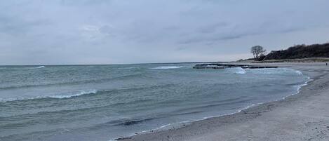 In Strandnähe, Liegestühle