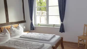 2 Schlafzimmer, Bügeleisen/Bügelbrett, Reisekinderbett, kostenloses WLAN