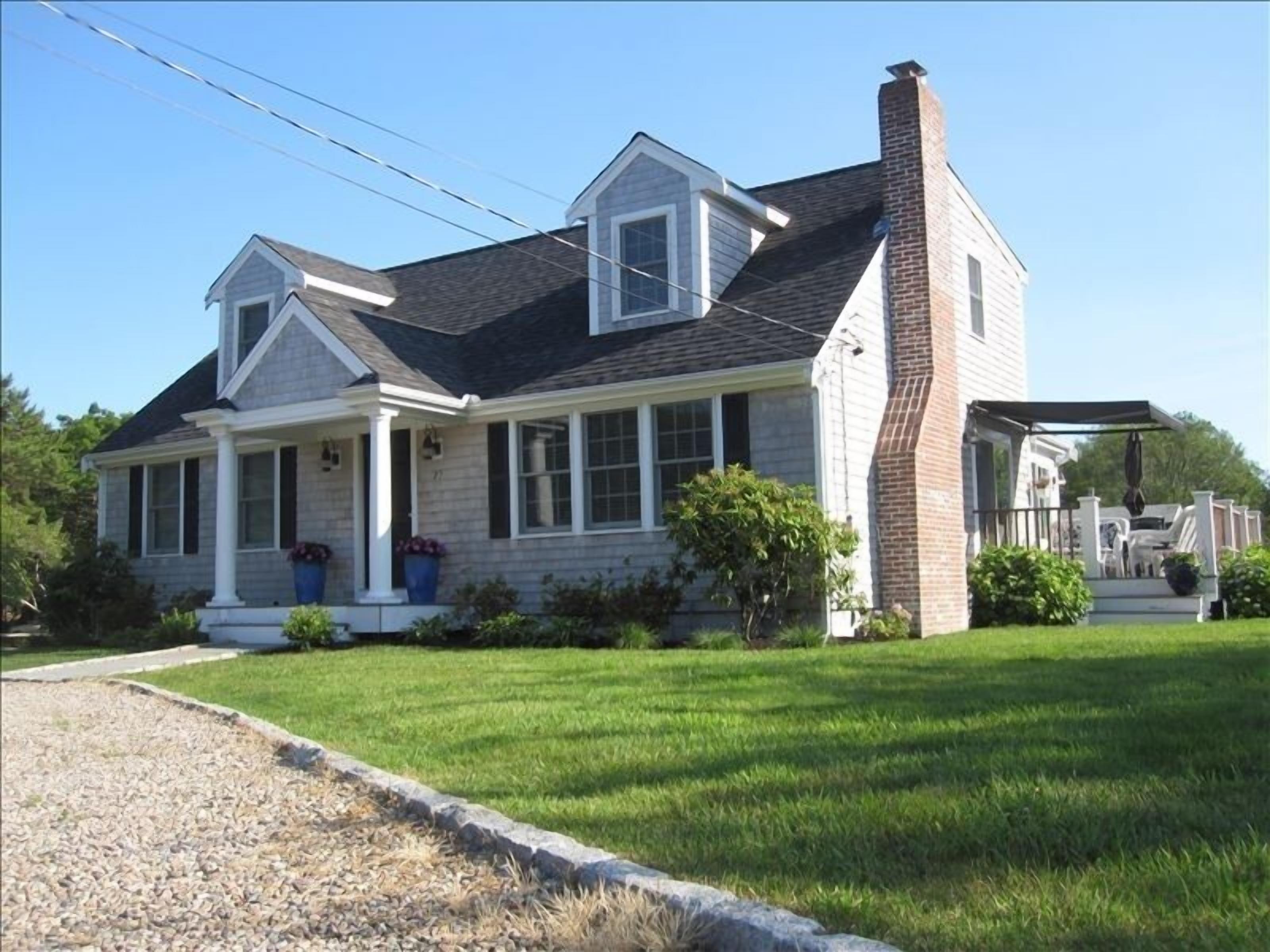 1 Block to Private Deeded Beach on Lewis Bay
