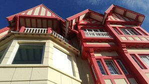 Exterior detail - WIMEREUX -Very nice apartment 50 m from the beach, South facing, beautiful Sea View from the Balcony (Wimereux)