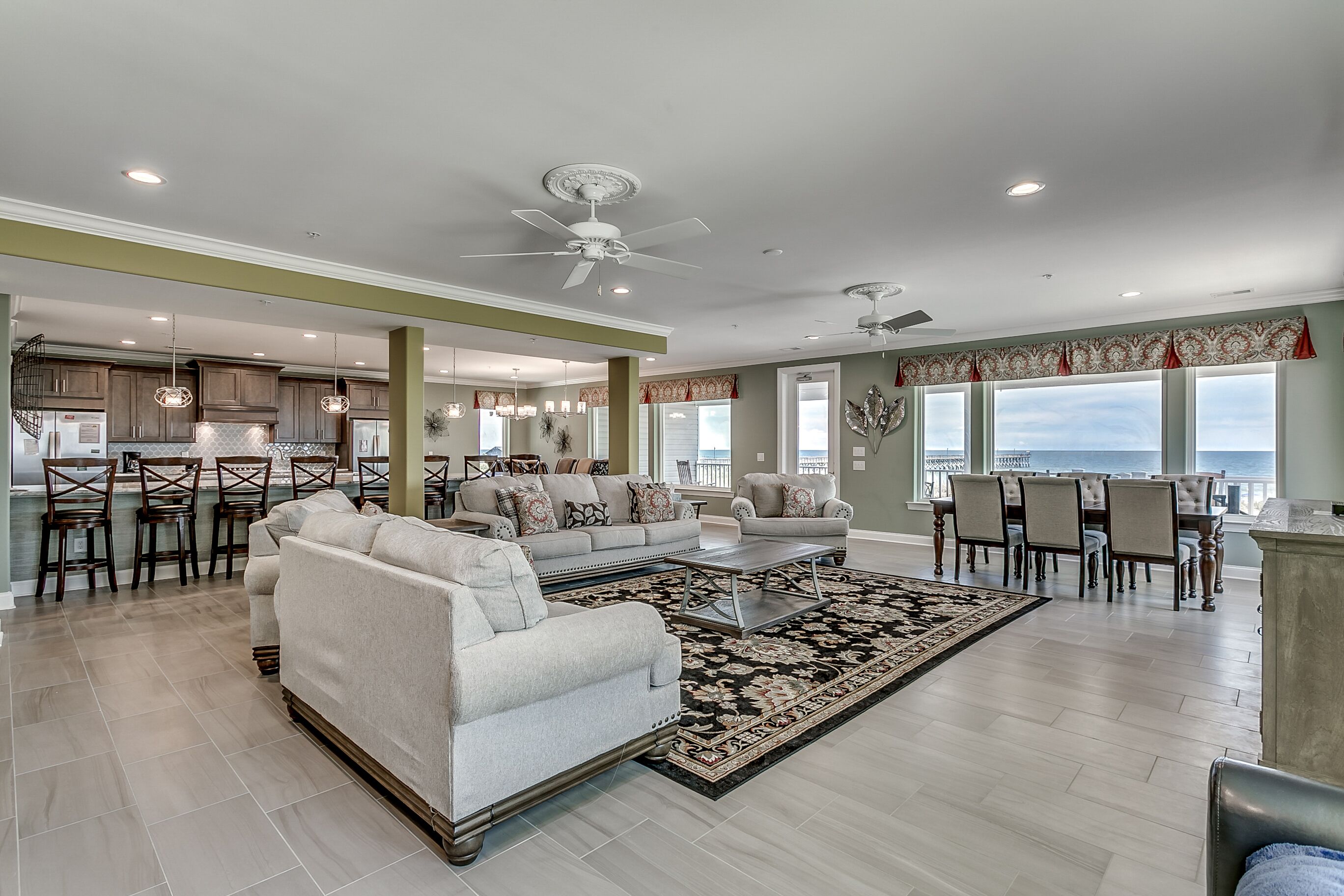 Oceanfront Home - Sleeps 26! 8Br/8.5BA