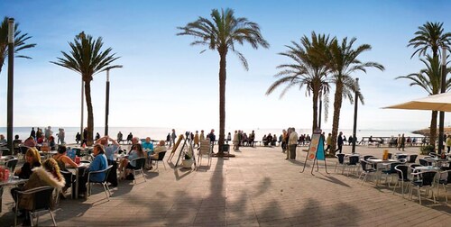  DAR UNAI Fantastic villa 3 bedroom  10 minutes wak to the beach