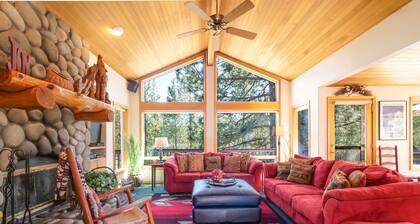 Fort Rock-Wonderful Sunriver -koti, 3BR-3. 5BA- Hot Tub- Wifi-8 SHARC kulkee