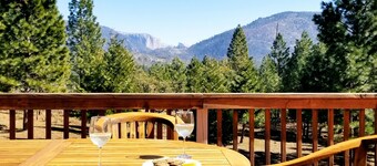 Reservation Never Needed! Private Home with Stunning Half Dome & El Cap Views!
