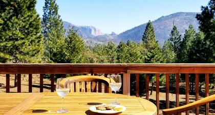 Reservation Never Needed! Private Home with Stunning Half Dome & El Cap Views!