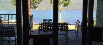The Most Beautiful House on Flathead Lake - NW Travel Magazine 'Best Waterfront'