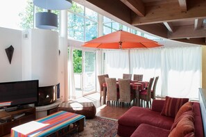 TV, fireplace, DVD player, ping pong - ARCHITECT HOUSE WITH CLASSIC POOL 4 STARS BY PREFECTURE (Seignosse)