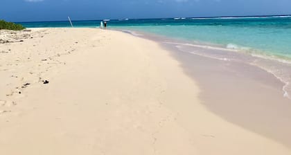 Playa privada-Impresionantes vistas al mar - Playa de arena - Aislamiento total
