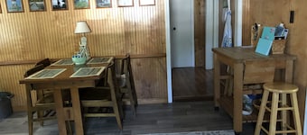 Perfect Chincoteague Home for your small family getaway