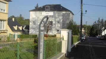 Enceinte de lâhĂ©bergement