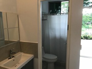 Bruser, håndklæder, Toiletpapir