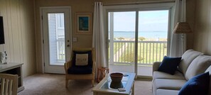 Smart-TV og DVD-spiller