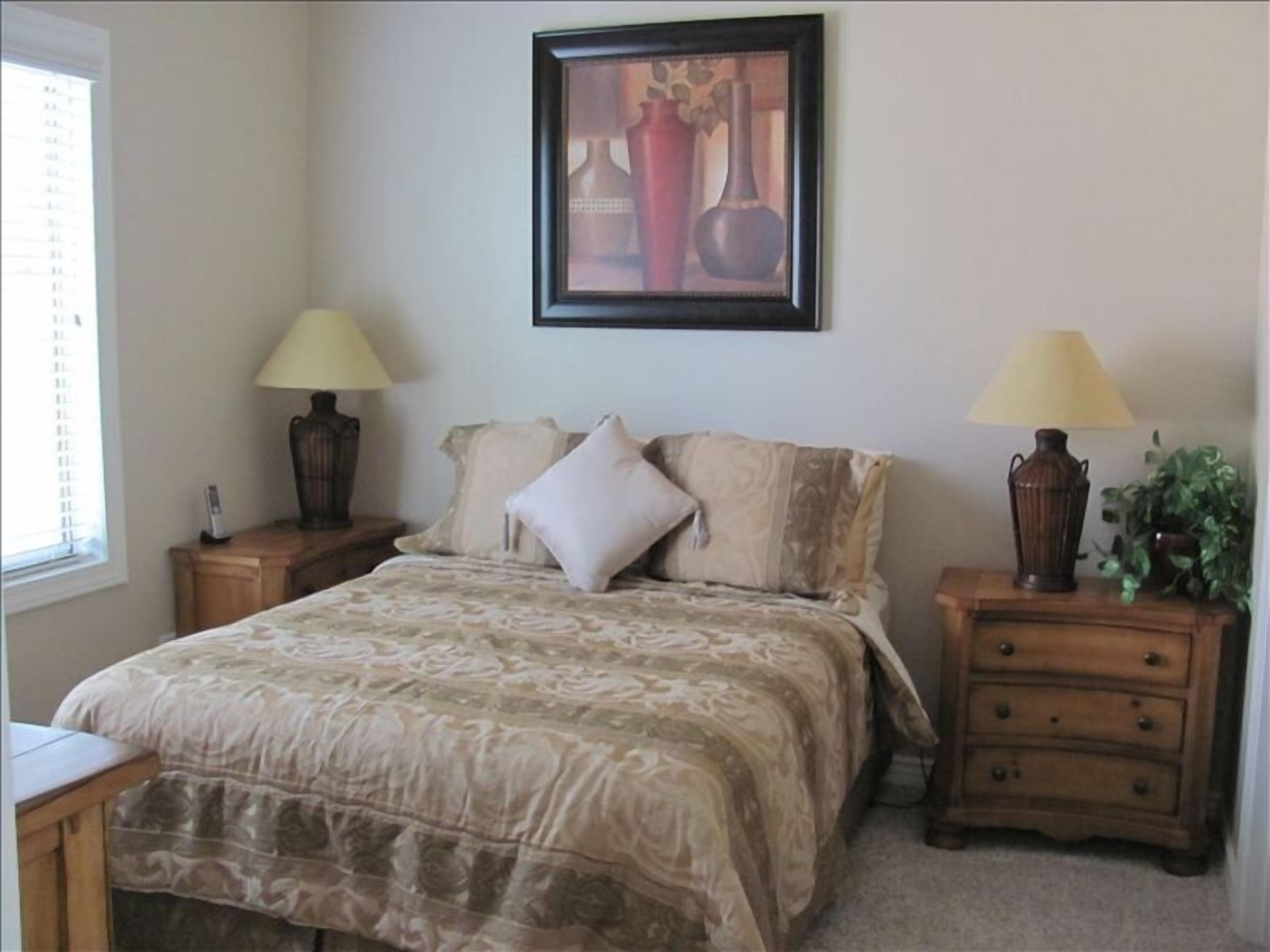 Totally Renovated : 2bed/2bath:Gated Complex  in North Phoenix