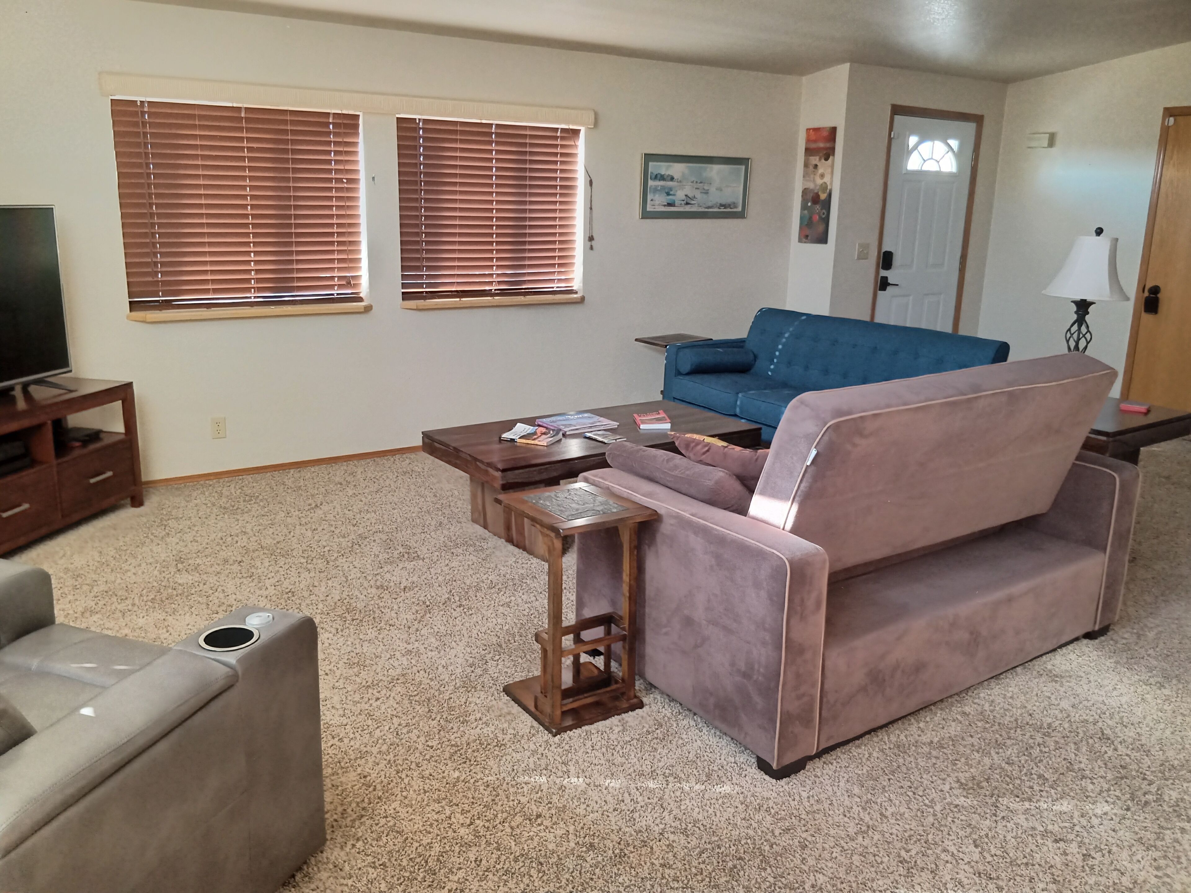 A dog owners waterfront paradise!  1 1/2 acre fully fenced.  Hunting, fishing   