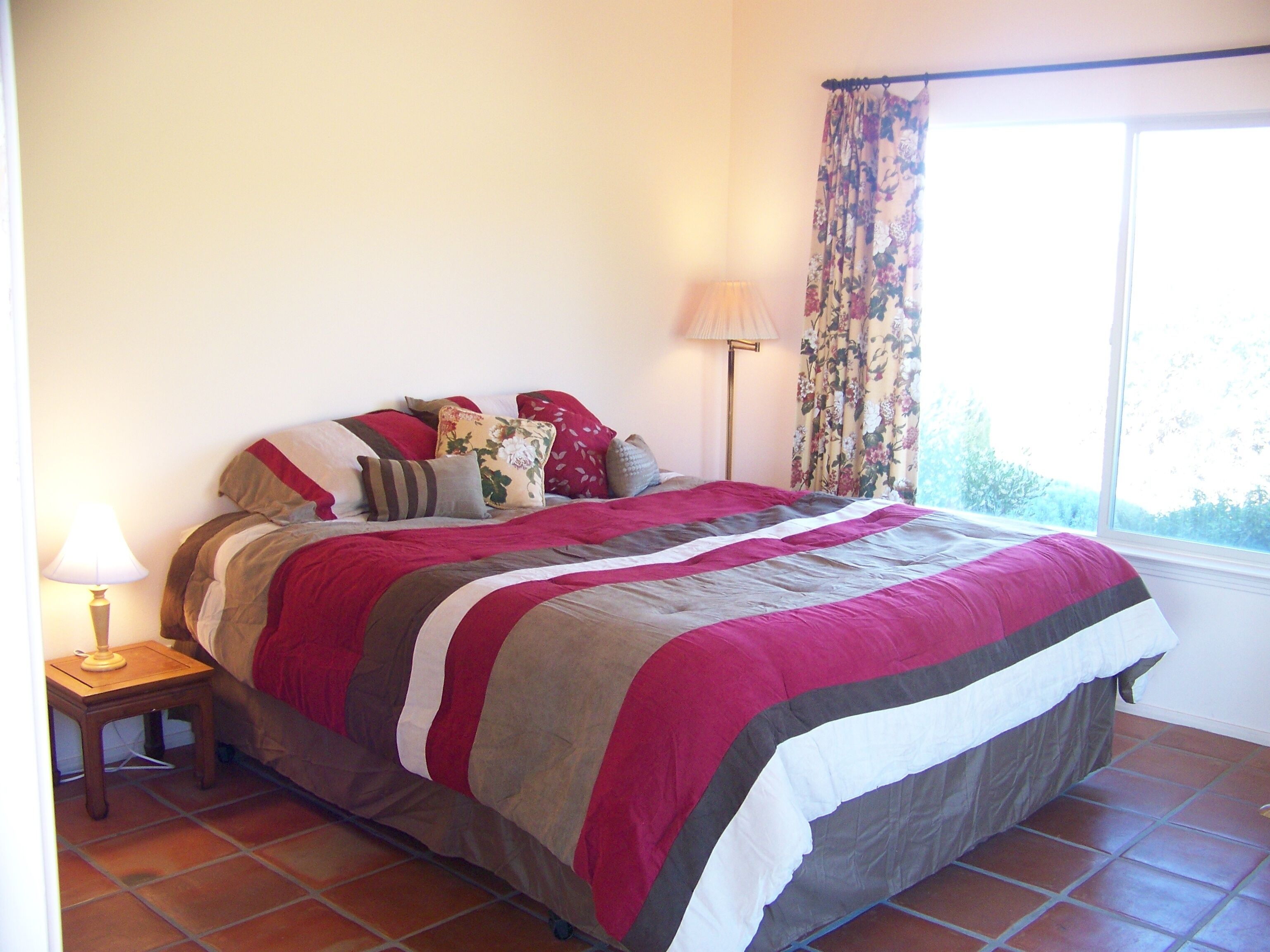 Lupine Ranch - Wine Country Guest House