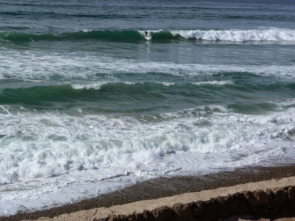 På stranden